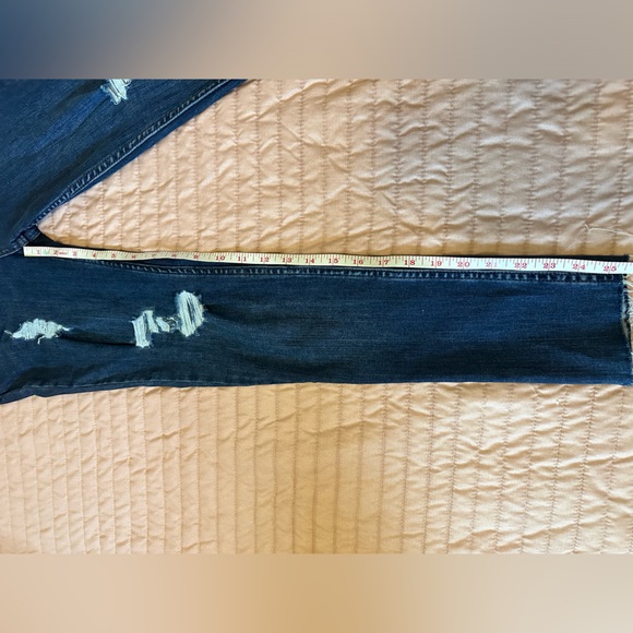 Free People distressed skinny jean | Size 28 - Picture 5 of 7